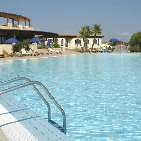 Porto Corallo Terrazza Vista Mare Aparthotel